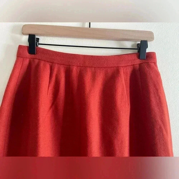 Wool Skirt- made in the Dominican Republic. Size 10 - Picture 4 of 11